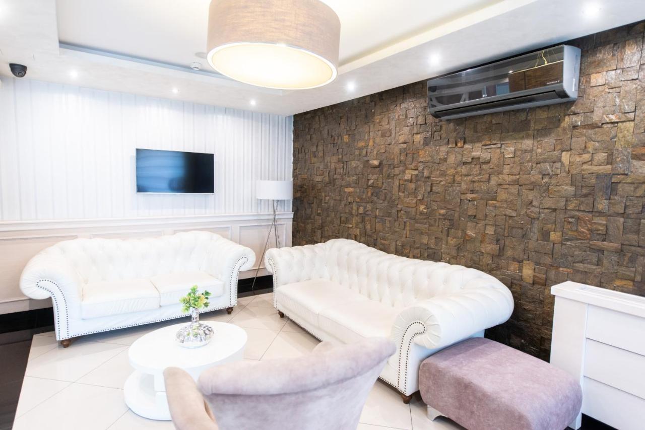 Hotel Stari Krovovi Veternik ภายนอก รูปภาพ