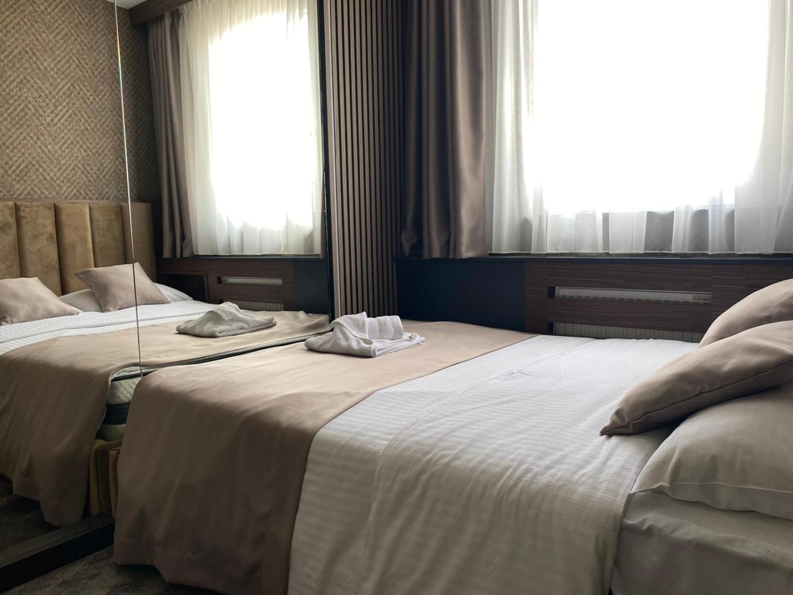 Hotel Stari Krovovi Veternik ภายนอก รูปภาพ