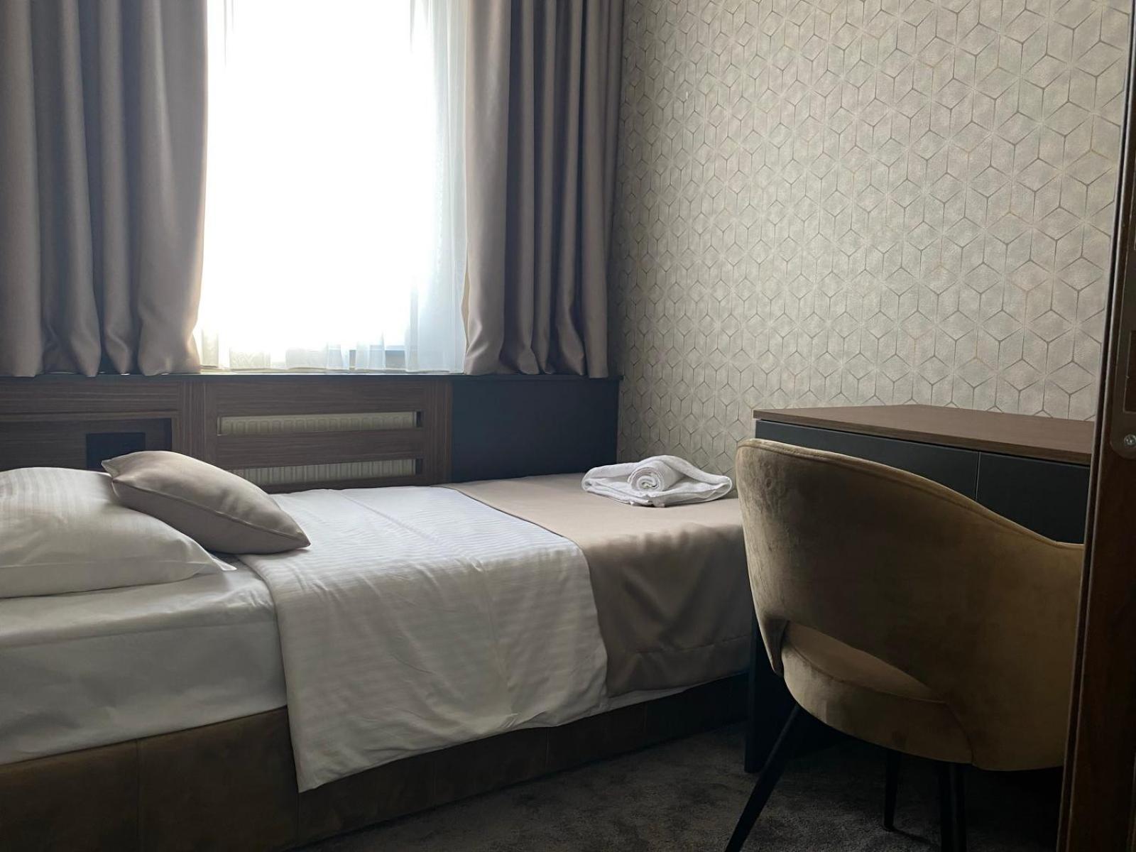 Hotel Stari Krovovi Veternik ภายนอก รูปภาพ