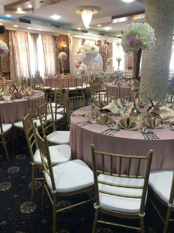 Hotel Stari Krovovi Veternik ภายนอก รูปภาพ